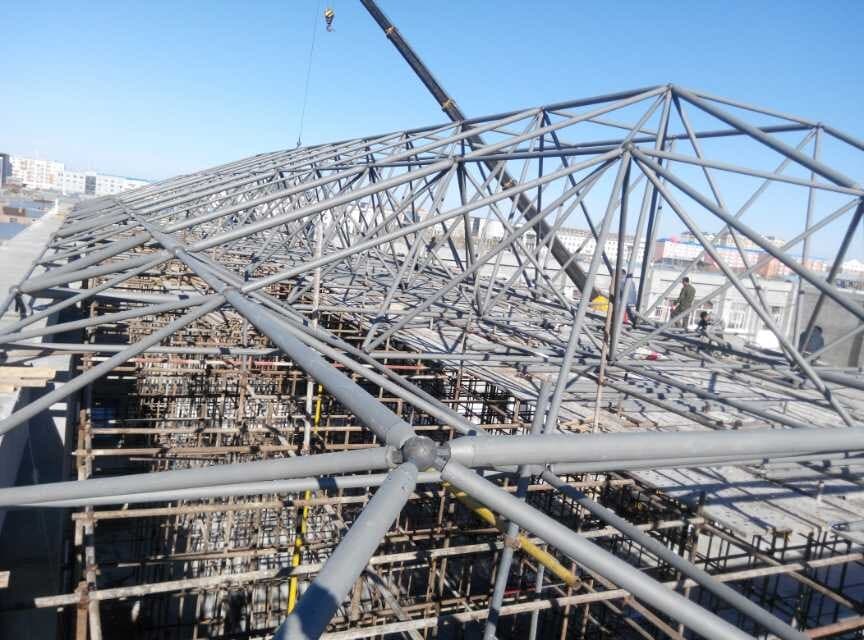 石嘴山商贸城屋顶网架工程